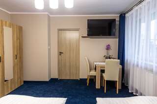 Отели типа «постель и завтрак» RR pokoje Кельце Стандартный двухместный люкс с 1 кроватью-2